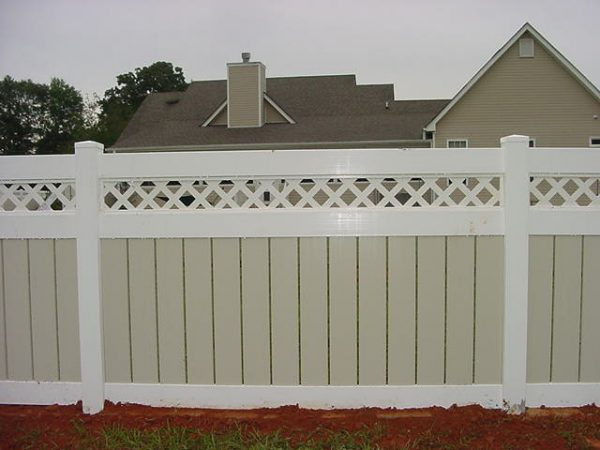 How To Choose A Secure Pet Fence 